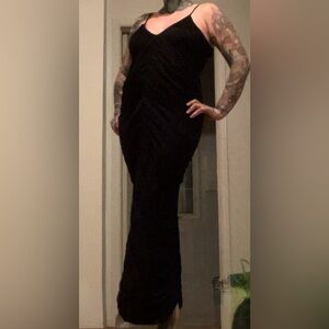 Norma Kamali Elegant Black Ruched Gown